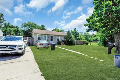 903 Provost Avenue, Bellport, NY 11713 - Photo 8