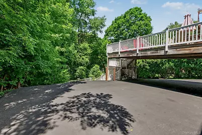 460 Washington Avenue, Pleasantville, NY 10570 - Photo 16