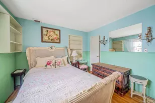 18 E Bay Dr, West Islip, NY 11795 - Photo 14