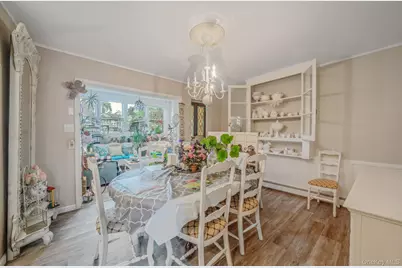 18 E Bay Drive, West Islip, NY 11795 - Photo 4