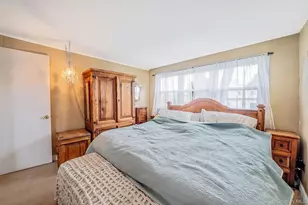 18 E Bay Dr, West Islip, NY 11795 - Photo 18