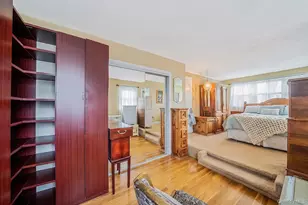 18 E Bay Dr, West Islip, NY 11795 - Photo 16