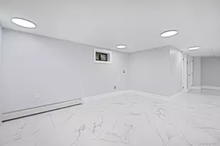 41 Kingston St, Elmont, NY 11003 - Photo 24