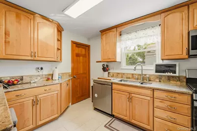 229 Tate Avenue, Buchanan, NY 10511 - Photo 10