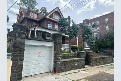 121 N Terrace Avenue, Mount Vernon, NY 10550 - Photo 2