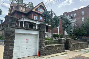 121 N Terrace Ave, Mount Vernon, NY 10550 - Photo 2