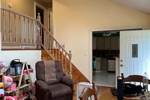 7 Squires Ave, Port Jefferson Station, NY 11776 - Photo 4