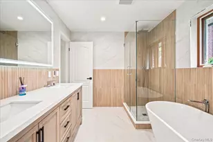 1-52 Whitson St, Forest Hills, NY 11375 - Photo 36
