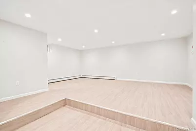 152 Whitson Street, Forest Hills, NY 11375 - Photo 18