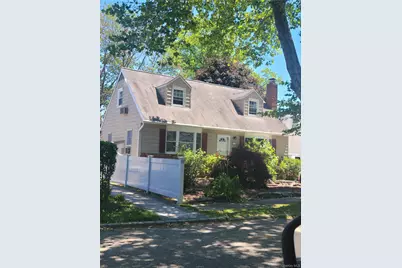 424 6th Street, East Northport, NY 11731 - Photo 1