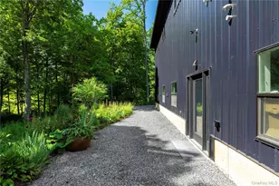 50 Old Albany Post Rd N, Cold Spring, NY 10516 - Photo 2