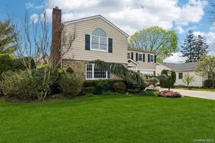 221 Kensington Rd, Garden City, NY 11530 - Photo 2