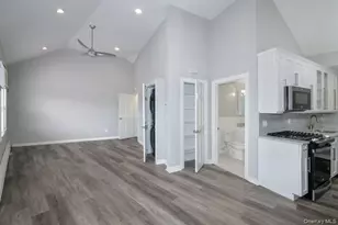 183 N Wellwood Ave, Lindenhurst, NY 11757 - Photo 4