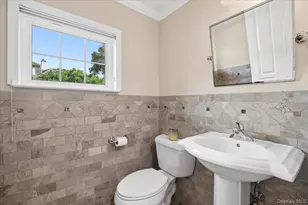 225 Waterside Close, Peekskill, NY 10566 - Photo 18