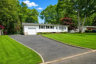 16 Lodge Ln, East Setauket, NY 11733 - Photo 2