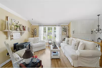 50 Amsterdam Road, Smithtown, NY 11787 - Photo 8