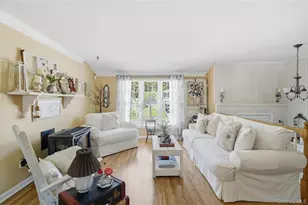50 Amsterdam Rd, Smithtown, NY 11787 - Photo 8