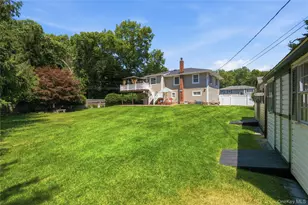 50 Amsterdam Rd, Smithtown, NY 11787 - Photo 32