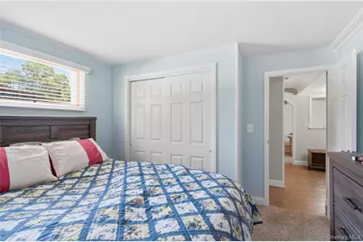 50 Amsterdam Road, Smithtown, NY 11787 - Photo 28