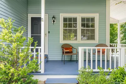 9 Windsor Court, Poughkeepsie, NY 12601 - Photo 2