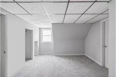 168 W 21st Street, Deer Park, NY 11729 - Photo 18