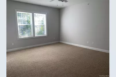 840 Montauk Highway, Copiague, NY 11726 - Photo 12