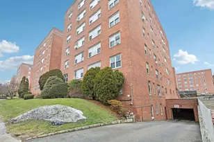 30 N Broadway, White Plains, NY 10601 - Photo 4
