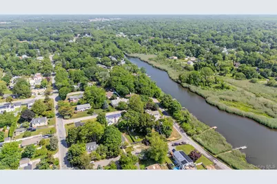 3 Laurel Road W, Mastic Beach, NY 11951 - Photo 28