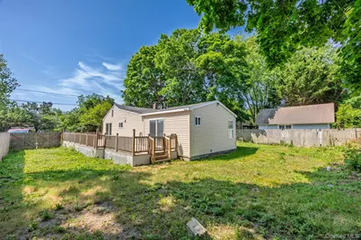 3 Laurel Road W, Mastic Beach, NY 11951 - Photo 20