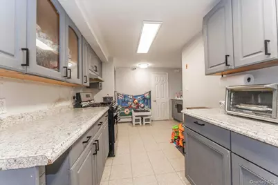 227 Rockaway Turnpike, Lawrence, NY 11559 - Photo 16