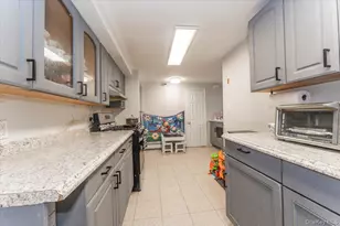 227 Rockaway Tpke, Lawrence, NY 11559 - Photo 16