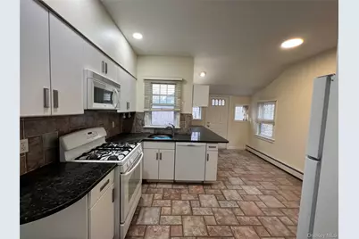 8 Bogart Avenue, Port Washington, NY 11050 - Photo 12