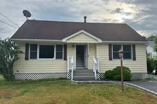 218 Bayview Dr, Mastic Beach, NY 11951 - Photo 14