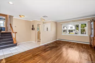 7 Margaret Dr, Plainview, NY 11803 - Photo 6