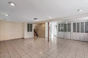 7 Margaret Dr, Plainview, NY 11803 - Photo 16