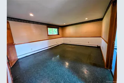 3 Abbey Road, Hyde Park, NY 12538 - Photo 28