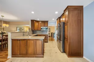 4 Long Hill Rd, Smithtown, NY 11787 - Photo 12