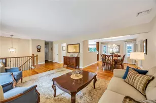 4 Long Hill Rd, Smithtown, NY 11787 - Photo 2