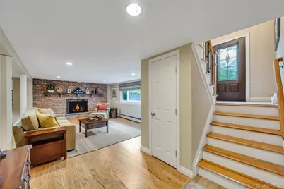 4 Long Hill Road, Smithtown, NY 11787 - Photo 24