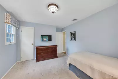 4 Long Hill Road, Smithtown, NY 11787 - Photo 22