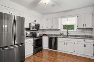 47 Martin Rd, Hopewell Junction, NY 12533 - Photo 4