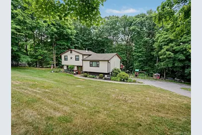 47 Martin Road, Hopewell Junction, NY 12533 - Photo 32