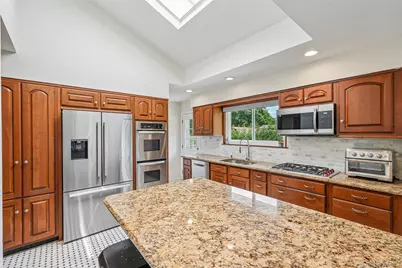 335 Strawtown Road, New City, NY 10956 - Photo 8