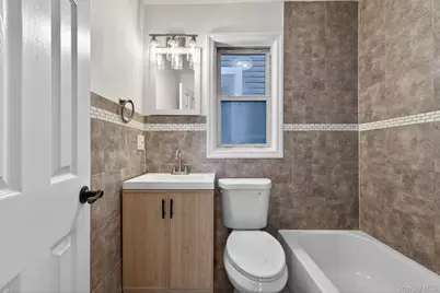 84 E Pine Street, Long Beach, NY 11561 - Photo 6