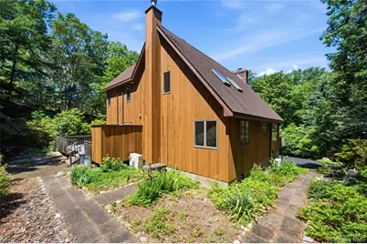 73 Glen Road, Calverton, NY 11933 - Photo 24
