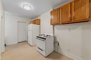 158 Willow St, Yonkers, NY 10701 - Photo 2