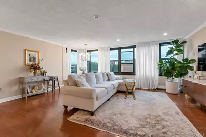 10-24 166 St. Street #7C, Whitestone, NY 11357 - Photo 2