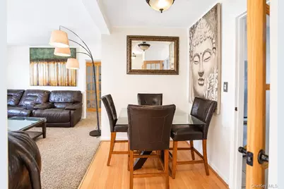 1075 Fenwood Drive #3, Valley Stream, NY 11580 - Photo 4