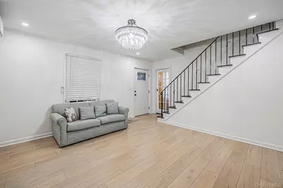 86 Jesse Street, Freeport, NY 11520 - Photo 10