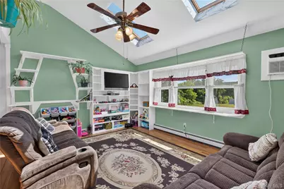 14 Blossom Grove Court, Highland, NY 12528 - Photo 2